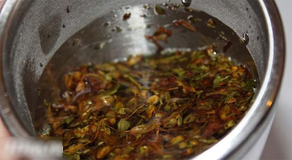 Диатез у грудничка. Фото на щеках, лбу, лице, причины и лечение