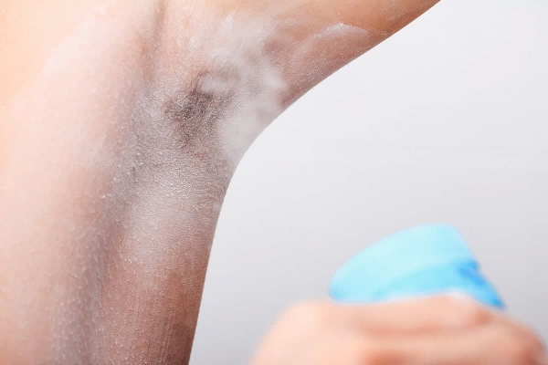 Детская присыпка для лица, волос, ног. Для чего использовать