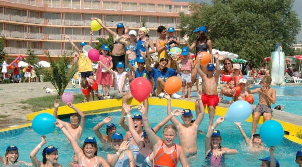 Детский лагерь на каникулы осенние, весенние, зимние, летние. Какой выбрать: оздоровительный, спортивный, языковой