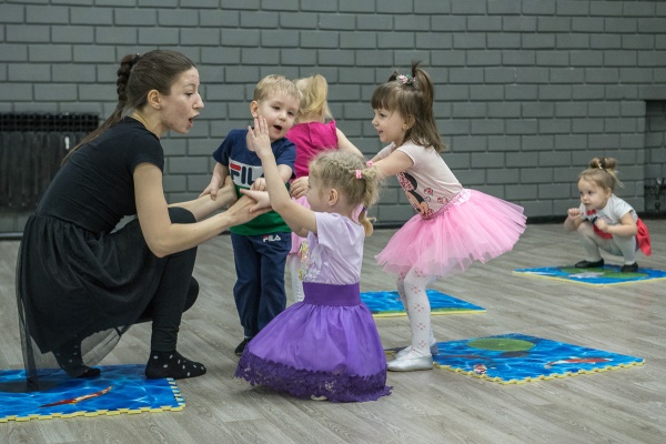 Флешмоб для детей с движениями, словами в детском саду