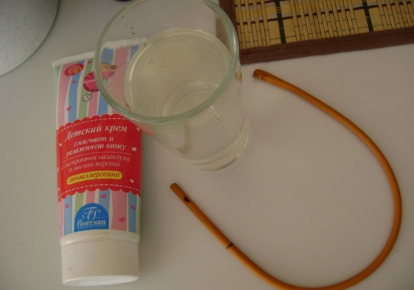 Газоотводная трубка для новорожденных. Как пользоваться, какая лучше, цена