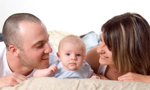 Гипертонус мышц у грудничков. Что это, симптомы и лечение, массаж ног, лица, шеи, спины