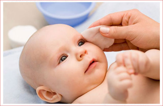 Гноится глаз у новорожденного. Чем лечить дома. Советы врачей, Комаровского
