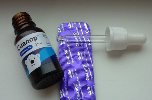 Как почистить нос новорожденному. Капли, физраствор, чем промывать, если заложен