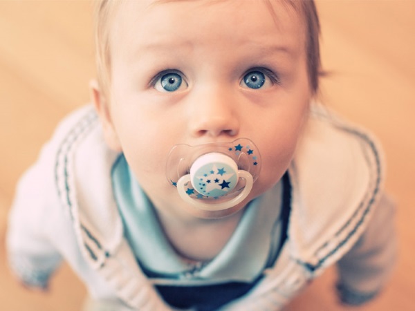 Как повысить лактацию кормящей маме: чай, таблетки Апилак, Млекоин, Млечный путь, продукты питания, витамины и травы