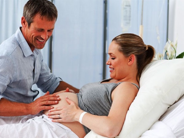 Как правильно дышать при схватках и родах пошагово без боли. Видео уроки от перинатального психолога Александра Кобаса