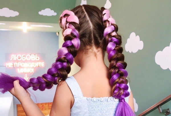 Как сделать косички девочке на длинные волосы с резинками, нитками