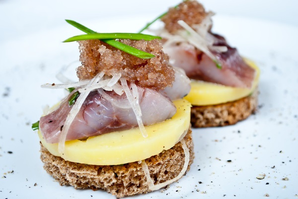 Канапе для детей на День рождения из мяса и рыбы, овощей, фруктов, сладкие бутерброды. Лучшие рецепты с фото, рекомендации по приготовлению