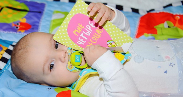 Карточки для фотосессии новорожденных. Шаблоны, как сделать своими руками или скачать бесплатно