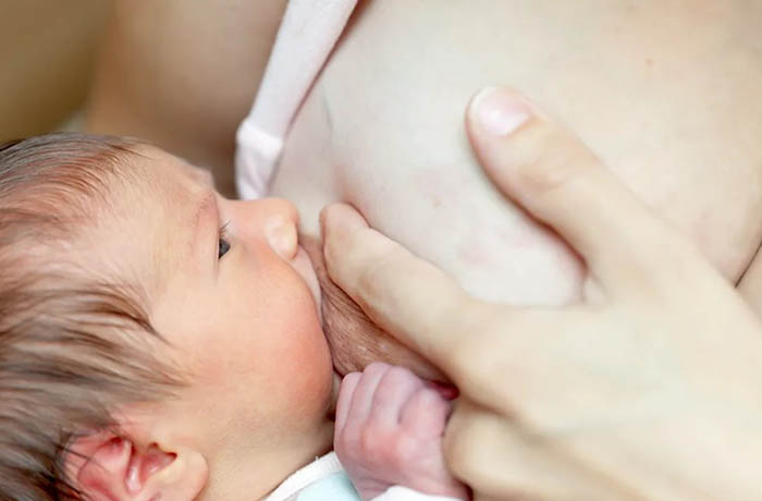 Кормление грудью с проколотыми, плоскими или втянутыми сосками