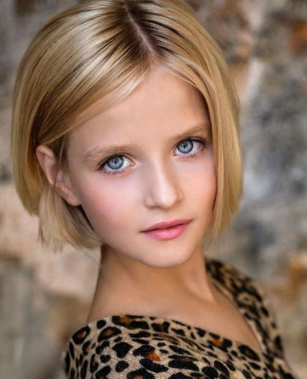 Короткие стрижки для девочек 12 лет. Фото модные и стильные