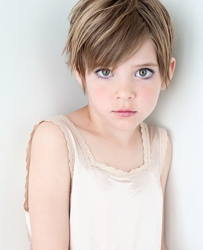 Короткие стрижки для девочек 7-8 лет. Фото