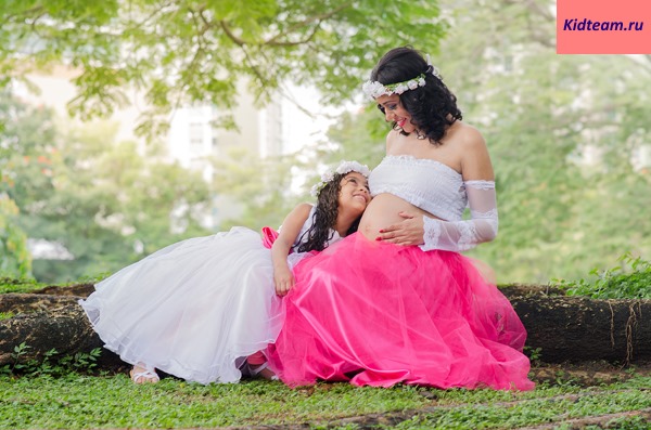 Красивые беременные девушки. Фото с мужем, парнем, ребенком, животик. Фотосессии на природе, море, идеи в домашних условиях