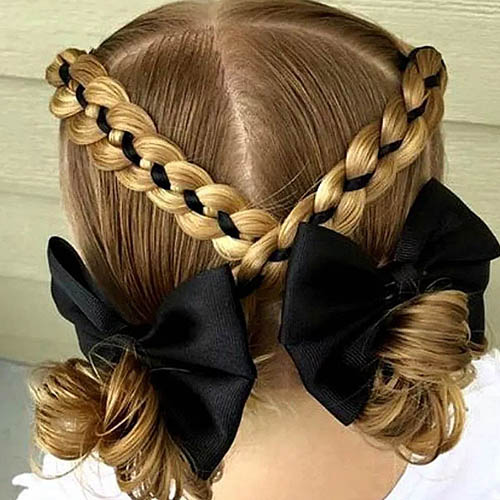 Круговое плетение косы для девочки пошагово