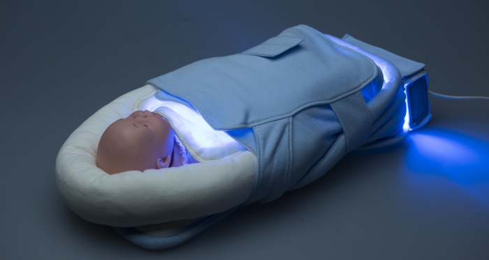 Лампа от желтушки для новорожденного. Какую лучше купить, взять напрокат, как пользоваться, сколько лежать под ультрафиолетовой лампой
