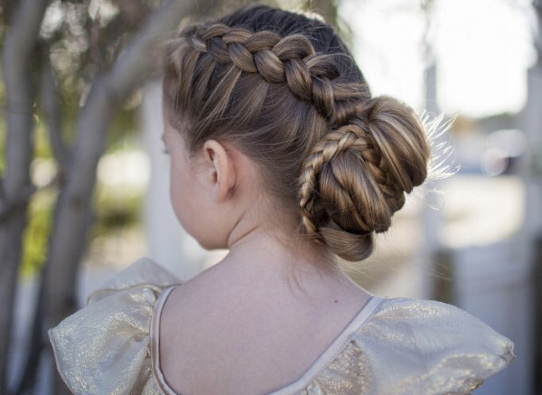 Прически для девочек легкие и простые на каждый день. Фото