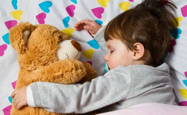 Ночной террор, страхи, кошмары у ребенка 1-1.5-2-3 года. Что это значит, что делать