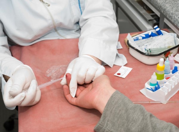 Норма глюкозы у беременных 1, 2, 3 триместр. Анализ мочи, крови, как сдавать, что показывает