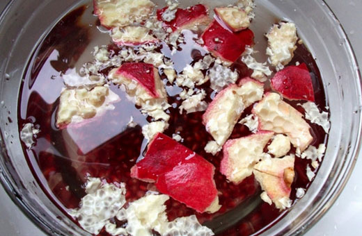 Понос у ребенка. Чем лечить. Причины без температуры и с ней, с рвотой, при ветрянке, прорезывании зубов