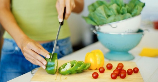 Продукты для лактации кормящей матери в первые дни, месяц после родов. Что можно, что нельзя, меню, рецепты