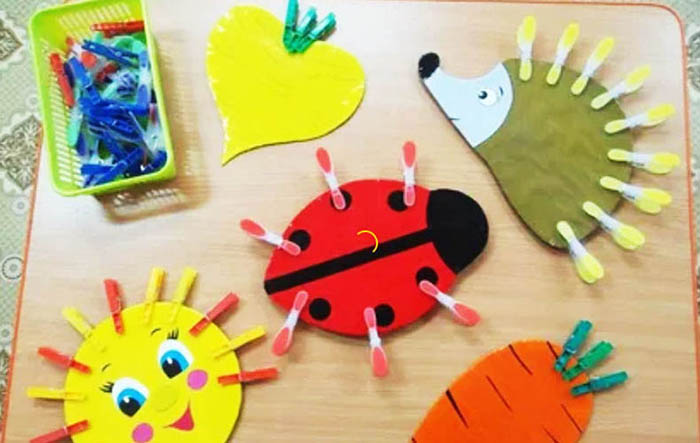 Развивашки для детей от 1 года своими руками из подручных материалов