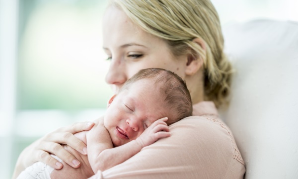 Ребенок плохо спит днем, ночью в 1-2-3-4 месяца