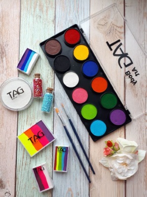 Рисунки на лице для девочек. Как сделать красками, гуашью, легкие и красивые, простые для игр