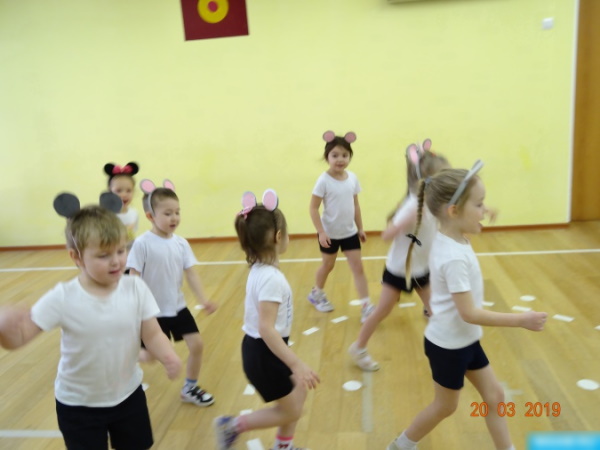 Словесные игры в средней группе. Картотека с целями по ФГОС