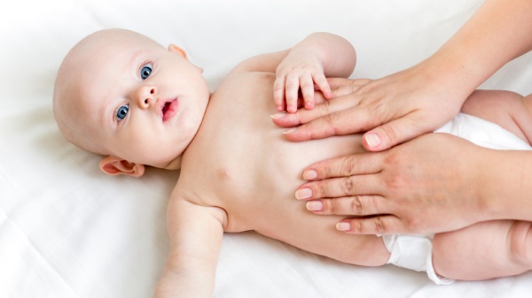 Средства от коликов у новорожденного. Лечение народными методами, препараты, как применять