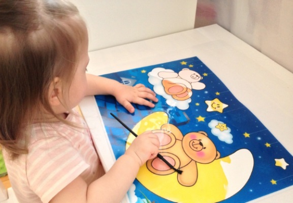 Трафареты для детей для вырезания из бумаги. Шаблоны животных, узоров, бабочек, цветов, букв, цифр